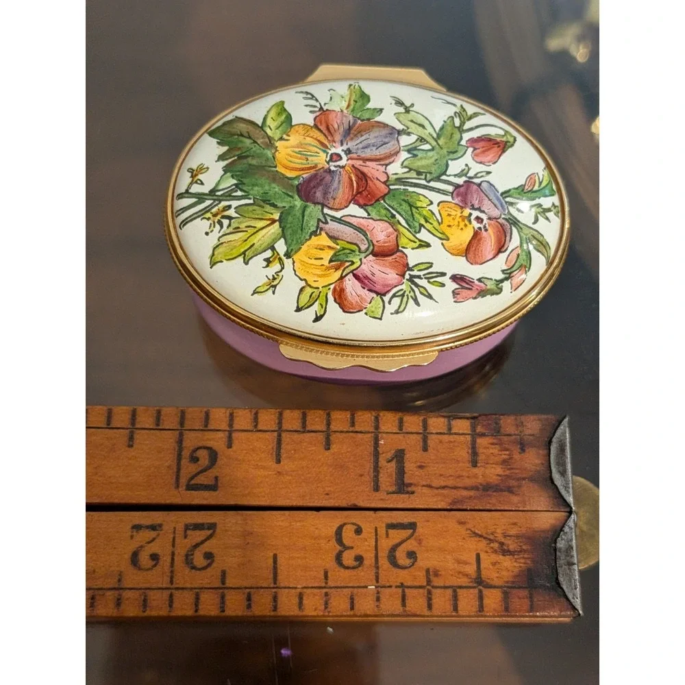 Halcyon Days Tiffany & Co Oval Enamel Pansy Pill or Trinket Box Lavender Purple